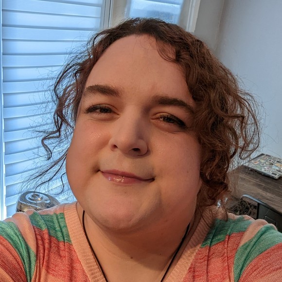 Meet your Posher, Cleo - Picture 1 of 1